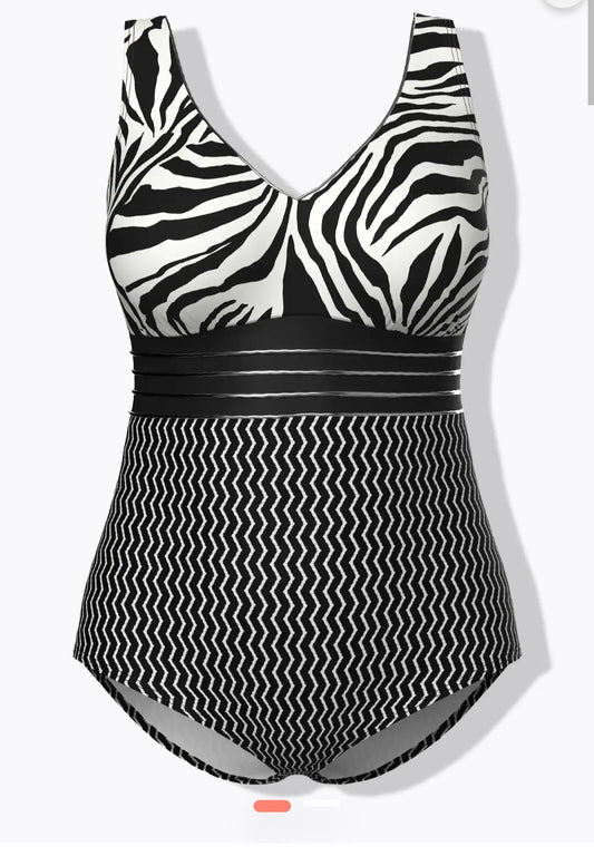 Costume da bagno con fantasia tigrata, coppe morbide e fascia decorativa