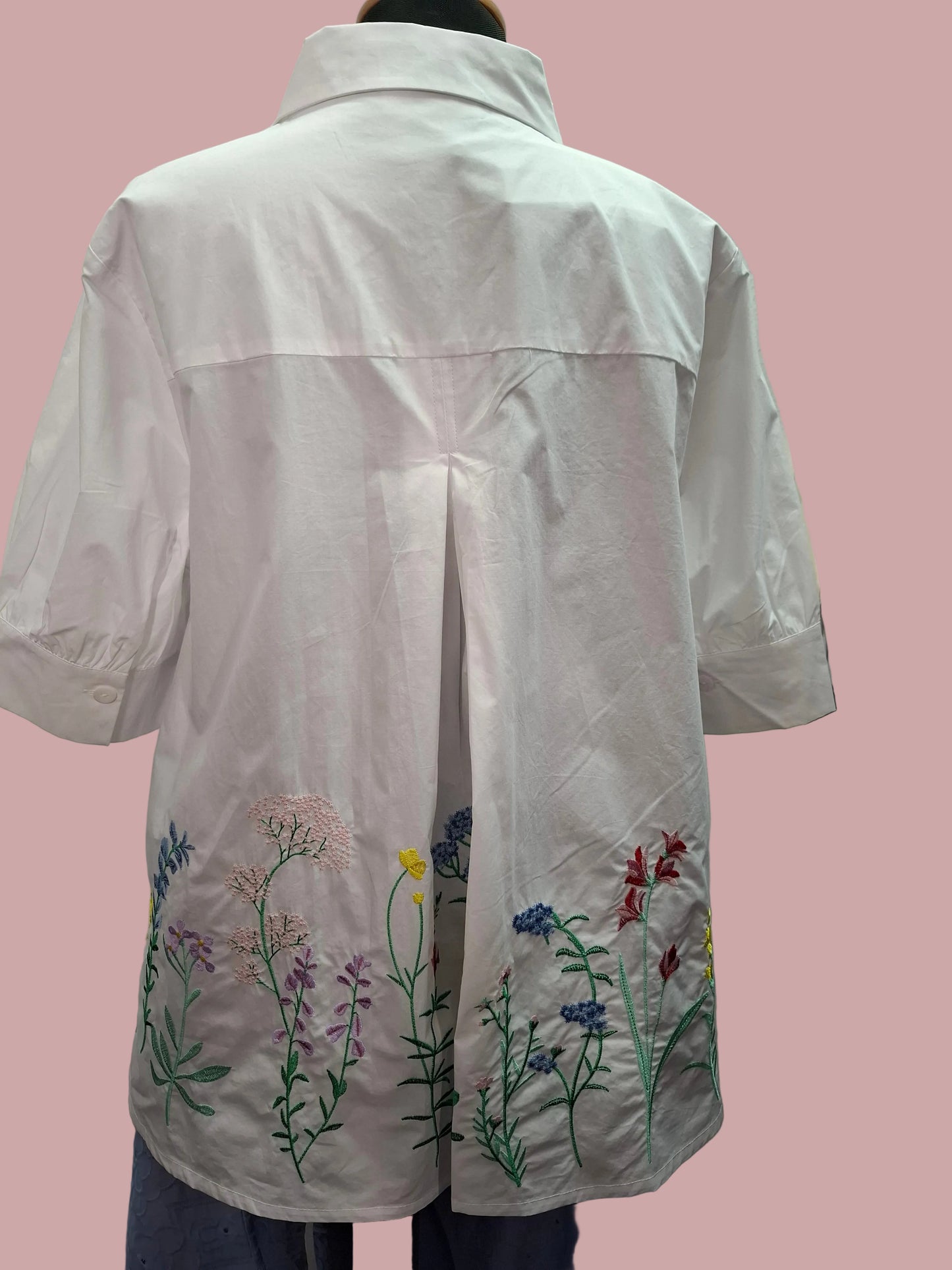 Camicia Romantica in Popeline di Cotone con Ricami Floreali