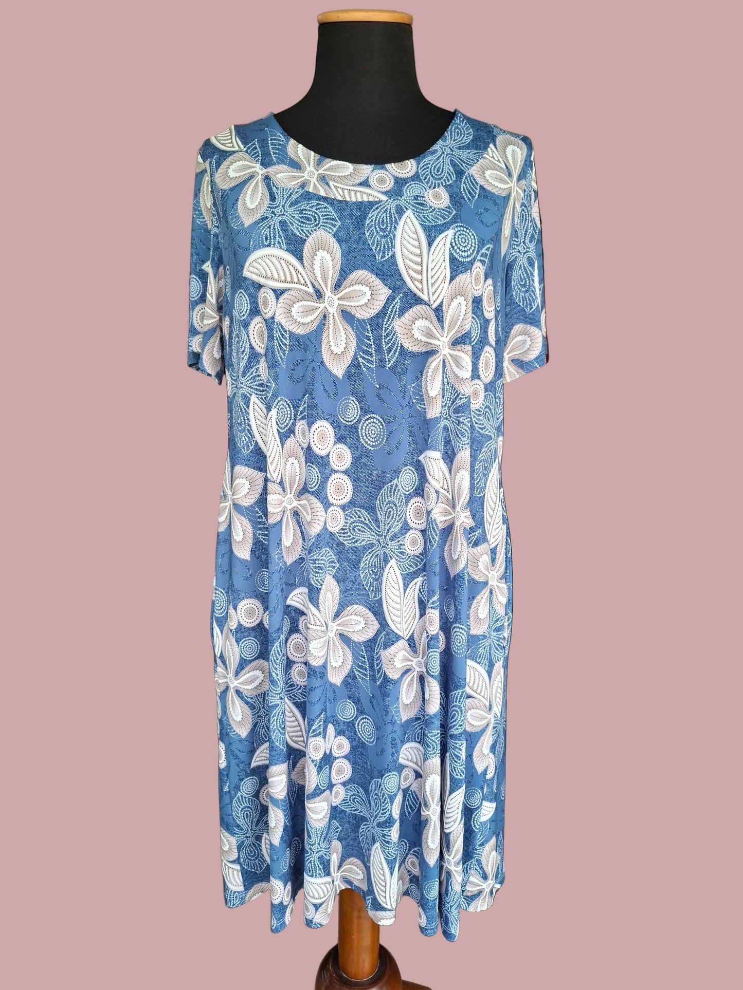 Topaia Jersey Rilievo — Abito Made in Italy che Abbraccia le Curve