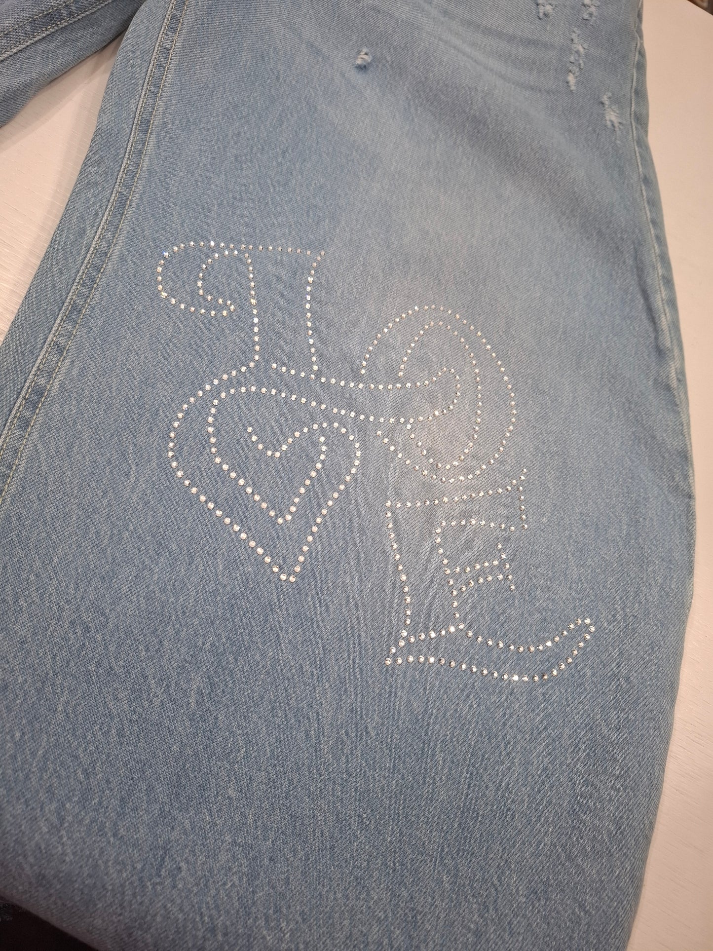 Jeans Rilassati con Scritta "LOVE" in Strass